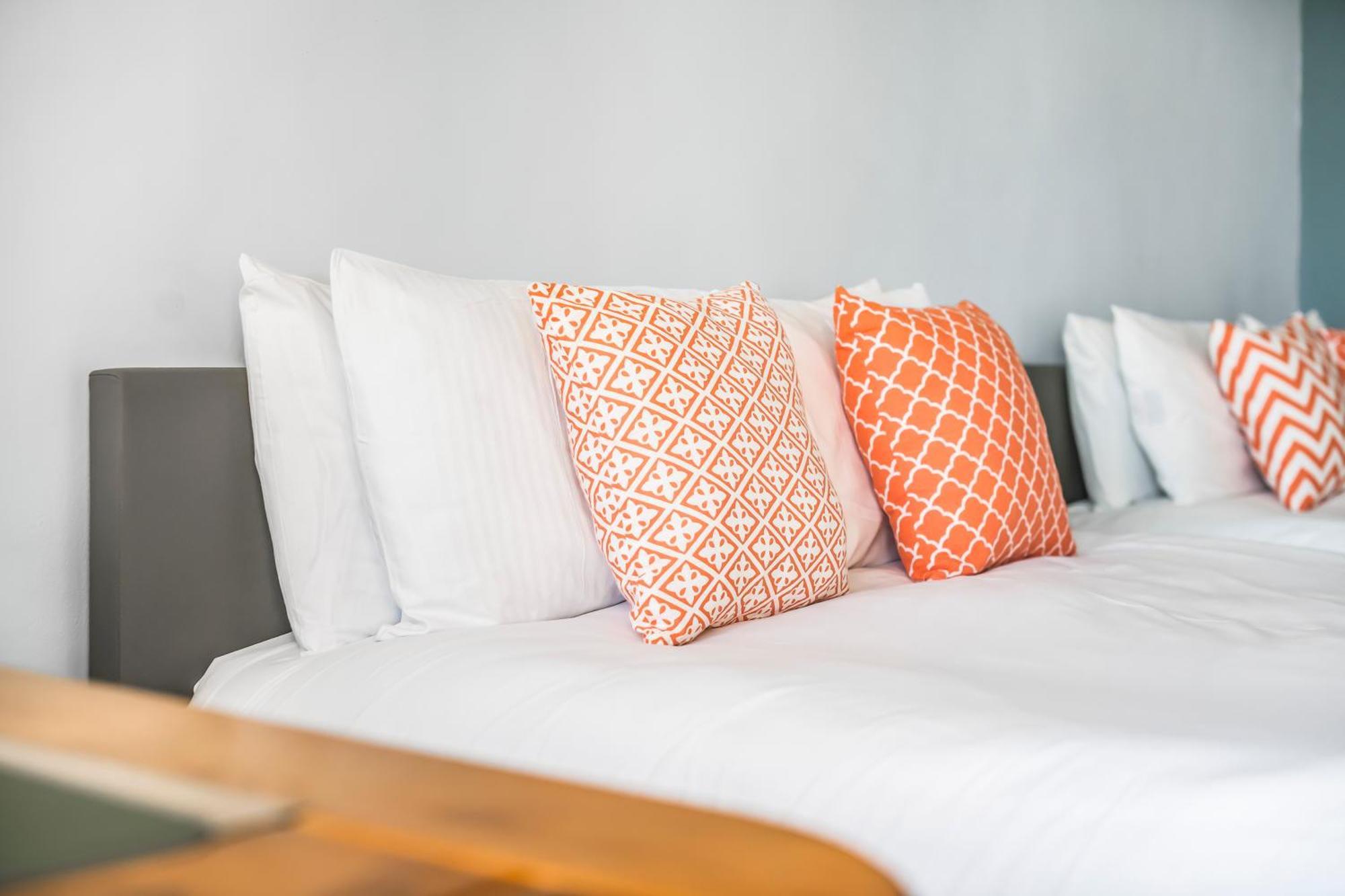 Stunning Massive Bedroom +Direct Thames River View London Ngoại thất bức ảnh
